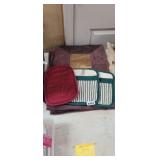LOT OF KITCHEN LINENS