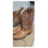 TONY LAMA BOOTS, SIZE 10