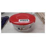 3 NESTING ROOSTER BOWLS, 2 LID LET