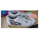 VINTAGE ROXY SHOES, SIZE 9