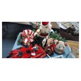 LOT OF CHRISTMAS DECOR