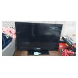 WORKING 32" MAGNAVOX TELEVISION WITH STAND