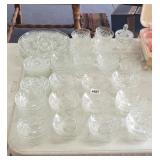 LARGE LOT OF SUNBURST VINTAGE GLASSWARE