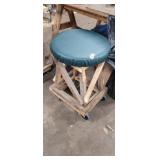 TALL ROLLING STOOL