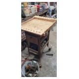 WORK STAND ON WHEELS