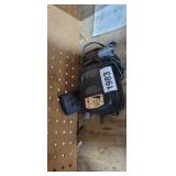 BLACK AND DECKER 18 BATTERY AND CHARGER