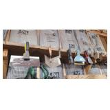 HANGING MUDDING AND PAINT GOODIES