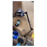 MAGNIFYING LIGHTED LAMP