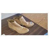 MADDEN GIRL BOOTS NO SIZE MAYBE 6 OR 7