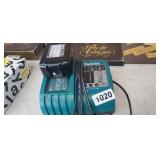 MAKITA 18V BATTERY CHARGER W/BATTERY