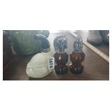 AVON PIPE & 2 AVON CHESS PEICES