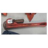 PIPE WRENCH