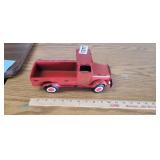 TOY TRUCK