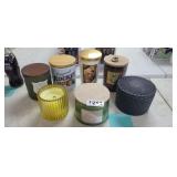 LOT OF DECORATIVE CANDLES