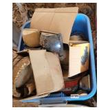 TOTE OF MOSTLY LIGHTING