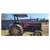 RED MASSEY FURGESON 383 TRACTOR