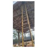 EXTENTION LADDER