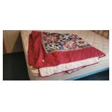 QUILT *LOOKS FULL