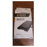 QUICK RELEASE BRACKET