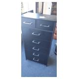 SMALL CHEST OF DRAWERS