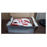 NIKE GENTLY USED SHOES, SIZE 7Y