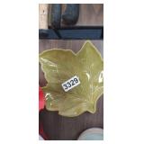 LEAF PLATTER