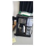 NINJA COFFEE MAKER WITH FILTERS