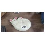 SLEEPING CAT DECOR