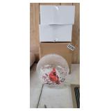 CRACKED GLASS LIGHTED CARDINAL DECOR *NEW