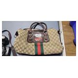 GUCHI PURSE, GENTLY USED