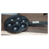 NEW CAST IRON PANCAKE PUFF / EGG POACHER SKILLET