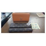 TORY BURCH CASE NAD LOUIS VUITTON WALLET