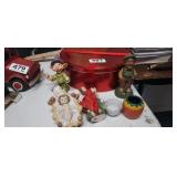 BOX OF MIXED FIGURINES