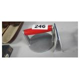 SMALL DAD  MEAT PRESS, NEW WITH TAGS