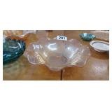 VINTAGE AMBER GLASS BOWL