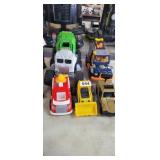 LOT OF TOY CARS