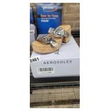 AEROSOLES SILVER HEELS SIZE 6M