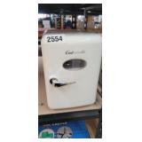 CUTIEWORLD 6PK MINI FRIDGE