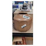 HEARTH AND HAND VASE *HAS SCRATCHES