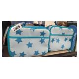 2 INSULATED LUNCH BAGS