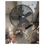 STANDING FAN
