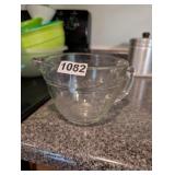 4 CUP PAMPERED CHEF MEASURING CUP