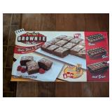 PERFECT BROWNIE PAN SET