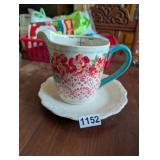 PIONEER WOMAN PLATE AND PITCHER