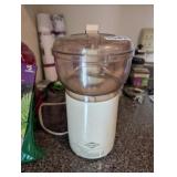 WEST BEND FOOD PROCESSOR
