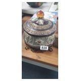 DECORATIVE POTPOURRI JAR WITH LID
