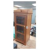 32" TALL CABINET, SHOWCASE
