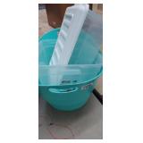 TUB, & 2  TOTES