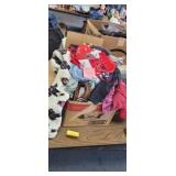 BOX OF WOMENS CLOTHING