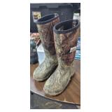 BOGS BOOTS SIZE 7 MENS